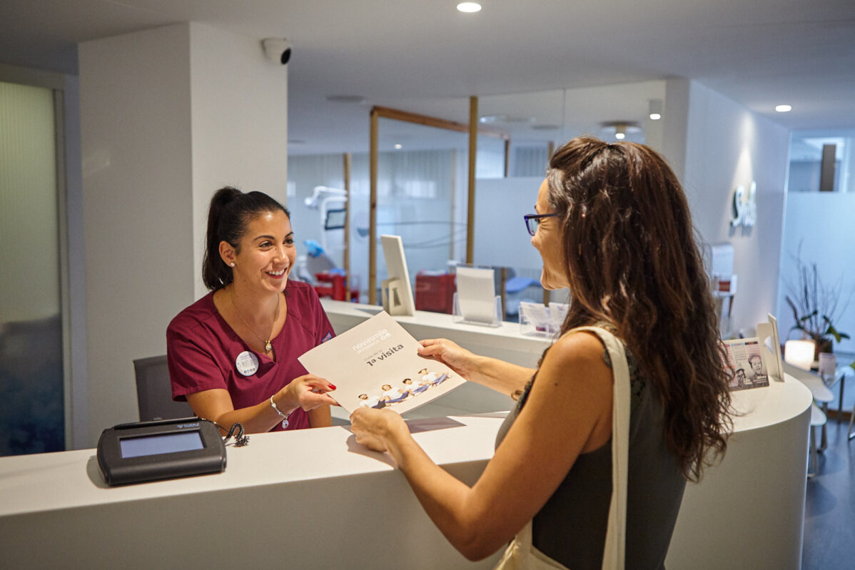 Primera visita a la mejora cínica dental de Alicante